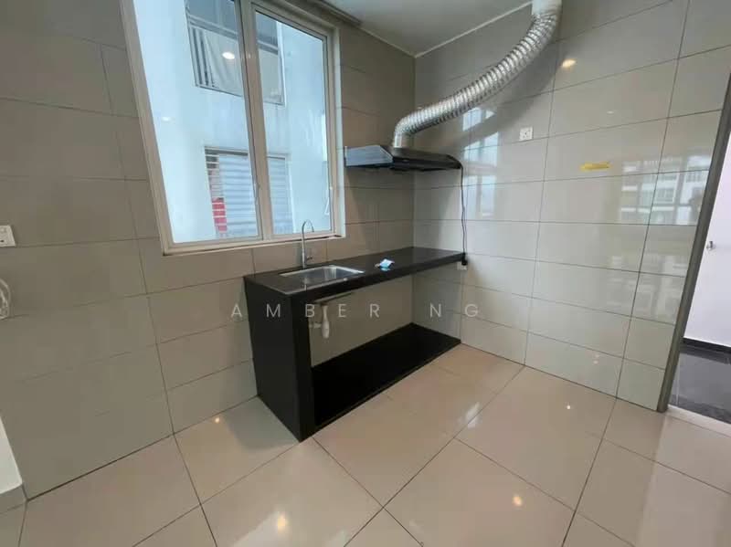 Service Residence for Rent at The Loft @ ZetaPark - Amber Ng - Kitchen - PropertyGuru.com.my