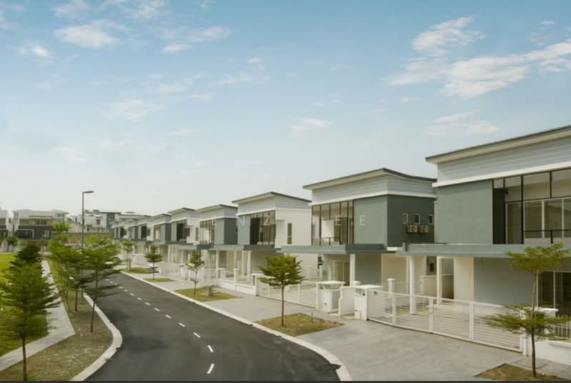 Bungalow for Sale in Puchong (Selangor) - Lenz Tee - Exterior - PropertyGuru.com.my