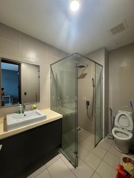 Servis Apartment untuk Disewa di Green Haven - KT Tan - Bathroom - PropertyGuru.com.my