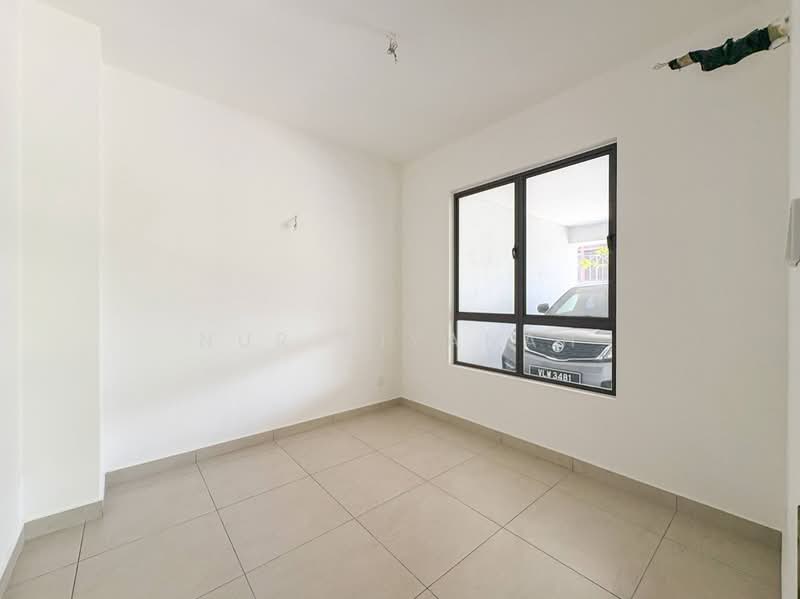 Rumah Teres untuk Dijual di Cyberjaya (Selangor) - Nur Diyanah - Room - PropertyGuru.com.my