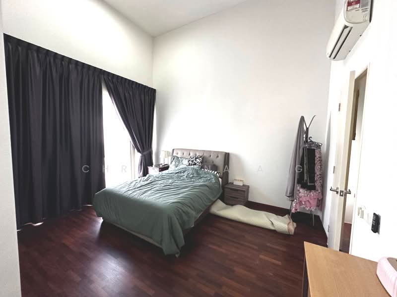 Rumah Kluster untuk Dijual di Setia Tropika (Johor Bahru) - Christina Ang - Bedroom - PropertyGuru.com.my