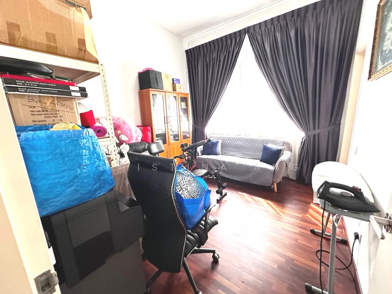 Rumah Kluster untuk Dijual di Setia Tropika (Johor Bahru) - Christina Ang - Living Room - PropertyGuru.com.my