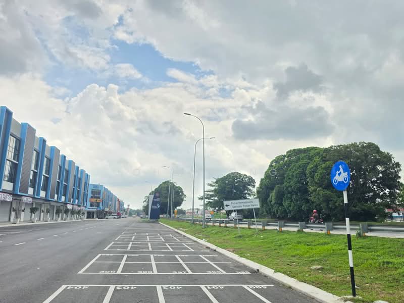 Shop / Office for Rent in Pekan Nenas (Jeram Batu) - John Wong - Exterior - PropertyGuru.com.my