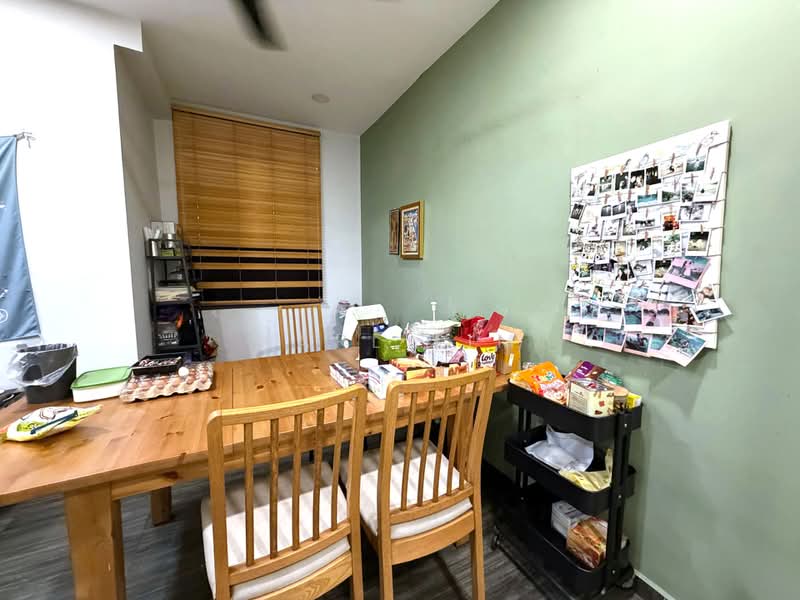 Rumah Teres 2 Tingkat untuk Dijual di Taman Desa Jaya (Johor Bahru) - Karl Lim - Dining Room - PropertyGuru.com.my