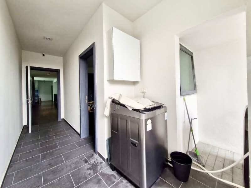 Rumah Teres untuk Disewa di Desa Parkcity (Kuala Lumpur) - Edward Yap - Corridor - PropertyGuru.com.my