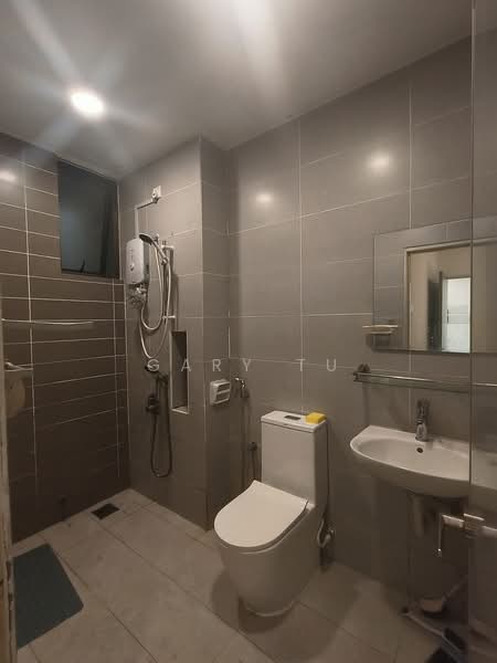 Kondominium untuk Disewa di PARC Regency (Residensi Masai) - Gary Tu - Bathroom - PropertyGuru.com.my
