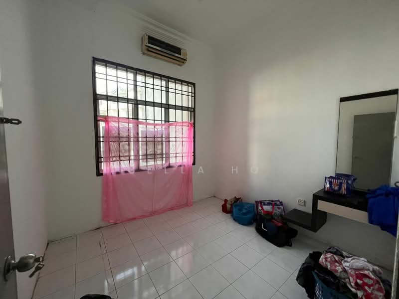 Kondominium untuk Dijual di Summer Park Townhouse @ Seri Alam - Bella Ho - PropertyGuru.com.my