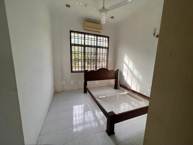 Kondominium untuk Dijual di Summer Park Townhouse @ Seri Alam - Bella Ho - PropertyGuru.com.my