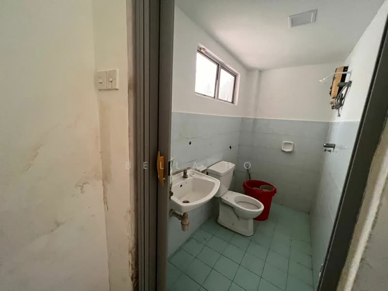 Kondominium untuk Dijual di Summer Park Townhouse @ Seri Alam - Bella Ho - PropertyGuru.com.my