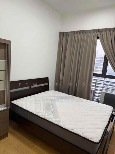 Kondominium untuk Disewa di Lovell @ Country Garden Danga Bay - Edward Siow - Bedroom - PropertyGuru.com.my