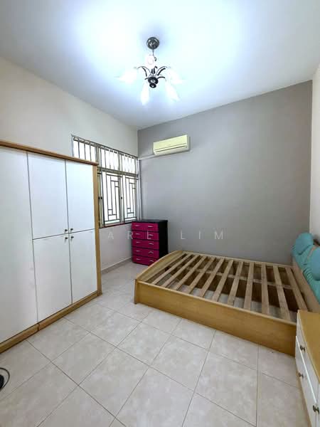Semi-Detached House for Sale in Taman Impian Emas (Skudai) - Karl Lim - Bedroom - PropertyGuru.com.my