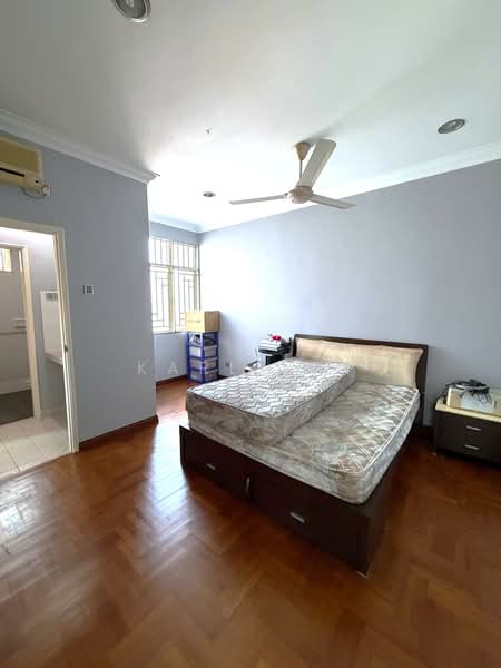 Semi-Detached House for Sale in Taman Impian Emas (Skudai) - Karl Lim - Bedroom - PropertyGuru.com.my