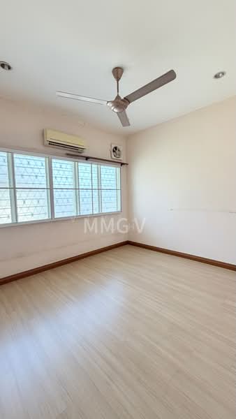 Rumah Teres 2 Tingkat untuk Dijual di Taman Selatan (Klang) - Vivian Koh - PropertyGuru.com.my