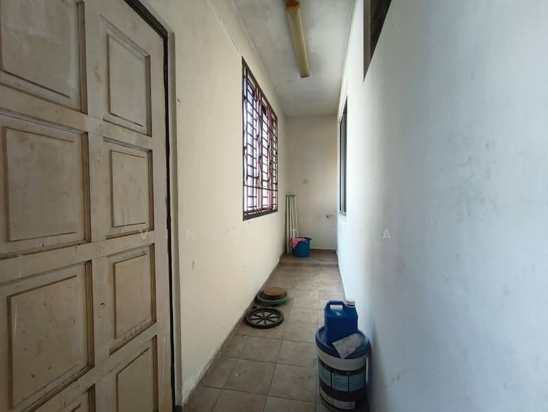 Rumah Teres 1 Tingkat untuk Disewa di Johor Bahru (Johor) - Vincent Tea - Corridor - PropertyGuru.com.my