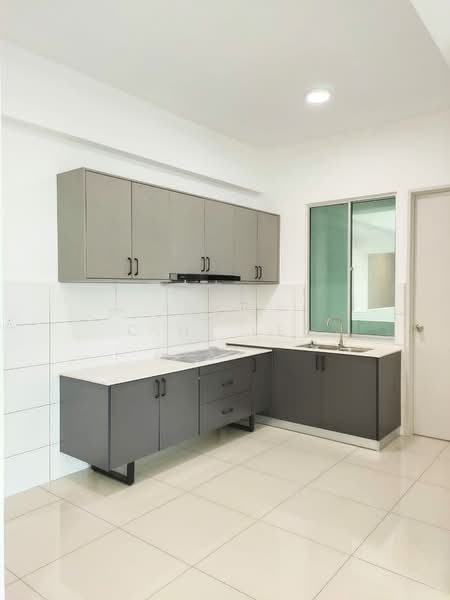 Kondominium untuk Dijual di The Navens - C.H. Lee - Kitchen - PropertyGuru.com.my