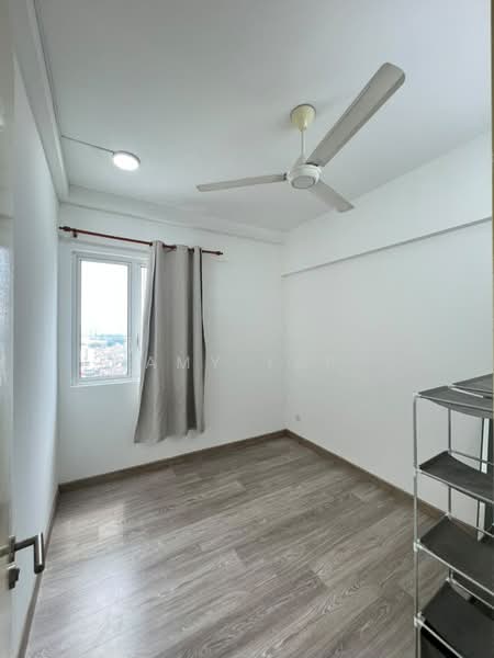 Kondominium untuk Disewa di Scenaria @ North Kiara Hills - Amy Yap - Bedroom - PropertyGuru.com.my