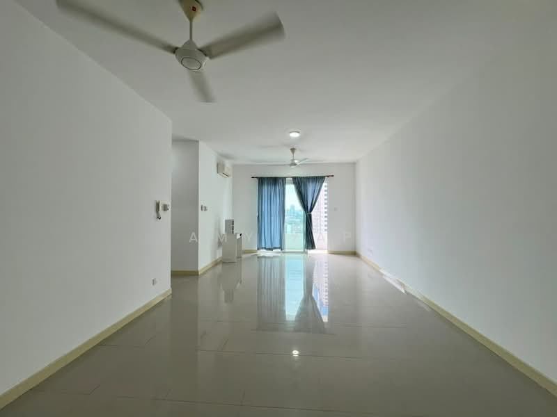 Kondominium untuk Disewa di Scenaria @ North Kiara Hills - Amy Yap - Living Room - PropertyGuru.com.my