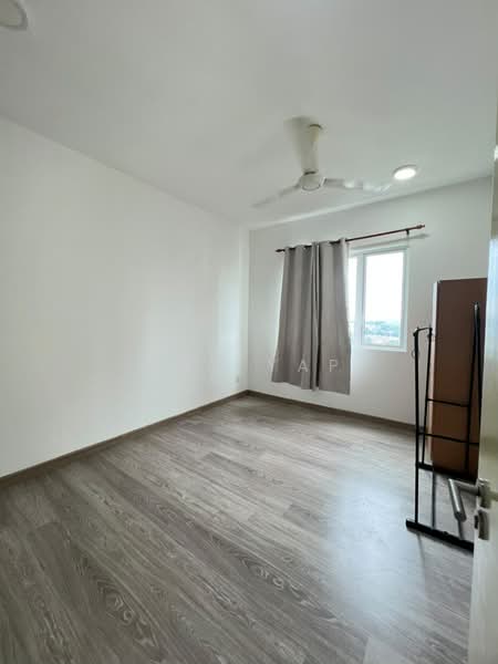 Kondominium untuk Disewa di Scenaria @ North Kiara Hills - Amy Yap - Bedroom - PropertyGuru.com.my