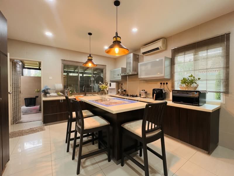 Rumah Banglo untuk Dijual di Seksyen 5 (Petaling Jaya) - Bernhardt . - PropertyGuru.com.my