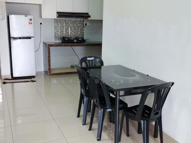 Servis Apartment untuk Disewa di Larkin Heights - Alfred Yap - Kitchen - PropertyGuru.com.my