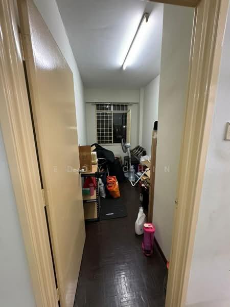 Apartment for Sale at Pangsapuri Suria - Eddy Chin - Corridor - PropertyGuru.com.my
