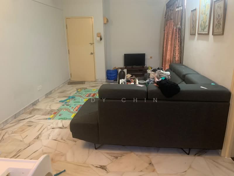 Apartment for Sale at Pangsapuri Suria - Eddy Chin - Living Room - PropertyGuru.com.my