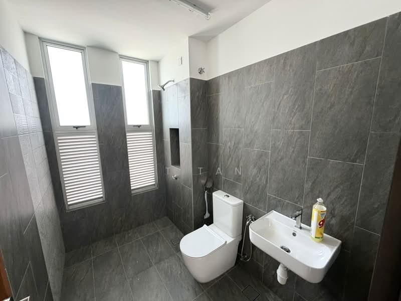 Rumah Teres 2-Tingkat untuk Dijual di Skudai (Johor) - KT Tan - Bathroom - PropertyGuru.com.my