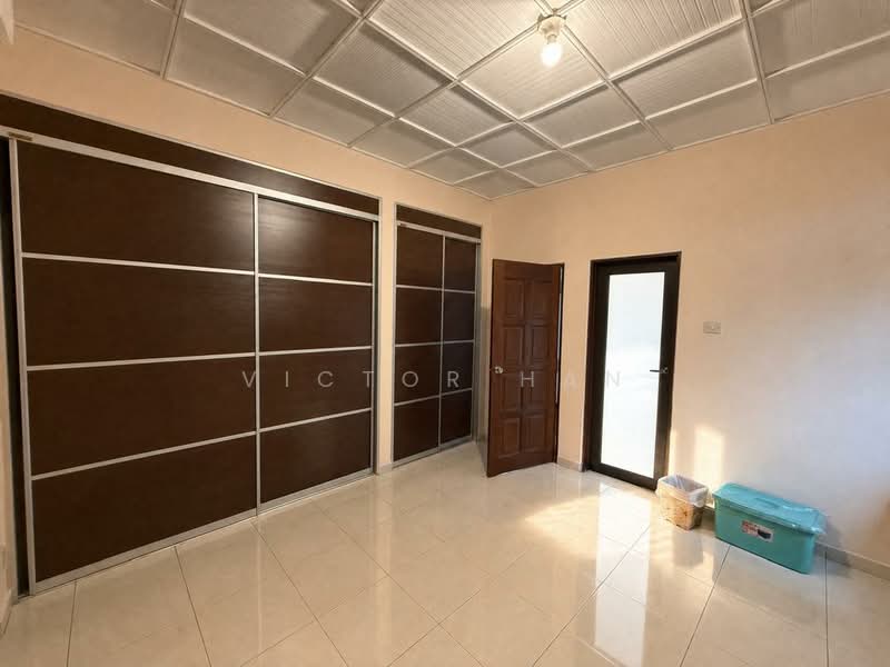 Bungalow for Sale in Taman Gembira (Jalan Klang Lama (Old Klang Road)) - Victor Han - Bedroom - PropertyGuru.com.my