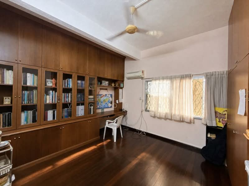 Bungalow for Sale in Taman Gembira (Jalan Klang Lama (Old Klang Road)) - Victor Han - Study - PropertyGuru.com.my