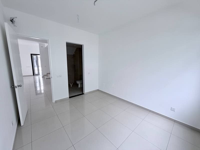 Rumah Teres 2 Tingkat untuk Dijual di Eco Spring (Johor Bahru) - Yik Tat - PropertyGuru.com.my