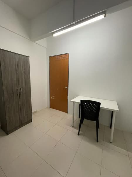 Apartment for Rent at Suria Apartment - JC Tay - Bedroom - PropertyGuru.com.my