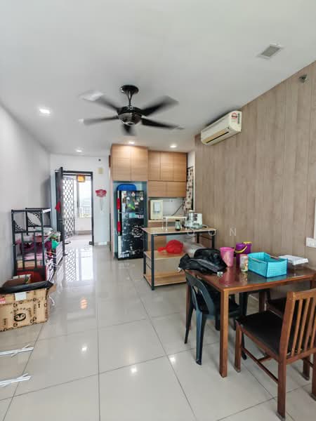 Servis Apartment untuk Dijual di Univ 360 Place - Grace Oon - Living Room - PropertyGuru.com.my