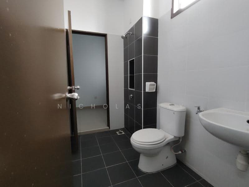 Service Residence for Sale at Seasons Amara Larkin - Nicholas Tey - PropertyGuru.com.my