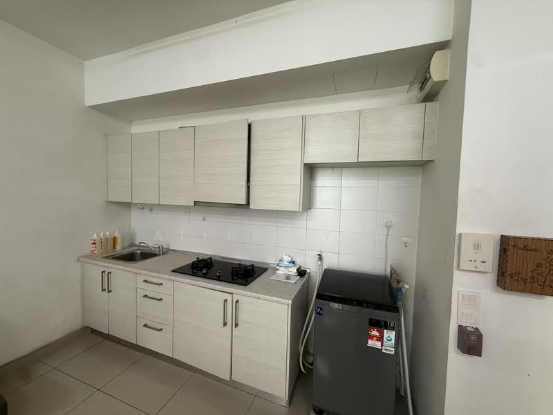 Servis Apartment untuk Disewa di Greenfield Regency - Alfred Yap - Kitchen - PropertyGuru.com.my