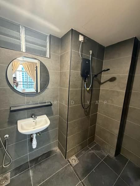 Servis Apartment untuk Disewa di Midas @ Seri Alam - Alfred Yap - Bathroom - PropertyGuru.com.my
