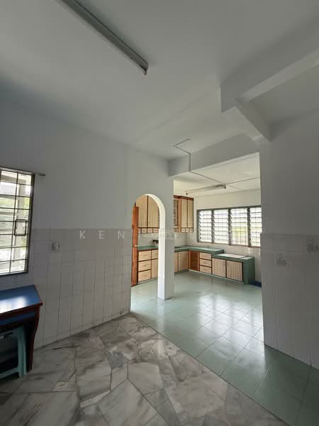 2-storey Terraced House for Sale in Usj 3 (Subang Jaya) - Kenix Lee - Kitchen - PropertyGuru.com.my