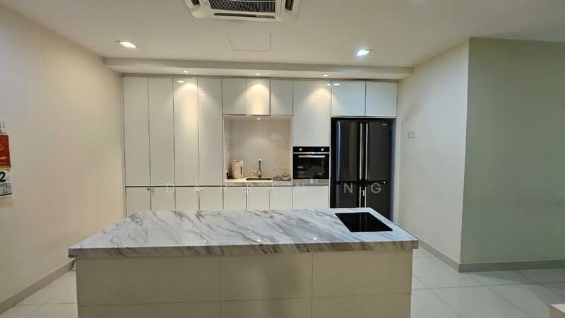 Rumah Teres 2.5 Tingkat untuk Dijual di Putra Heights (Subang Jaya) - Darren Ng - Kitchen - PropertyGuru.com.my