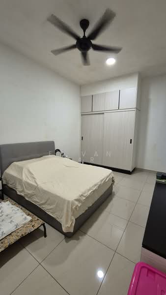 Pangsapuri untuk Dijual di Pinnacle Tower - Ee Van Har - Bedroom - PropertyGuru.com.my