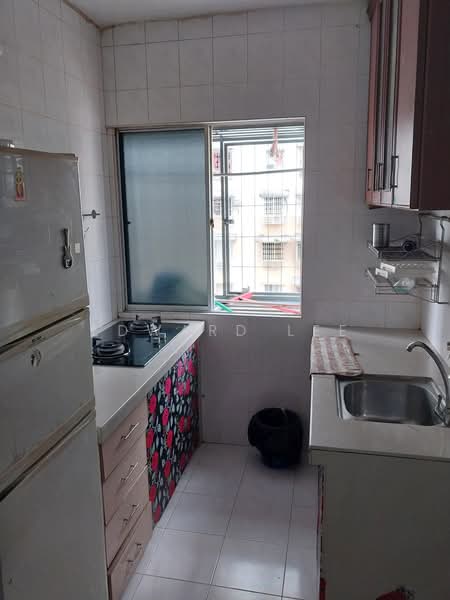 Rumah Flat untuk Dijual di Desa Ixora - Edward Lee - Kitchen - PropertyGuru.com.my