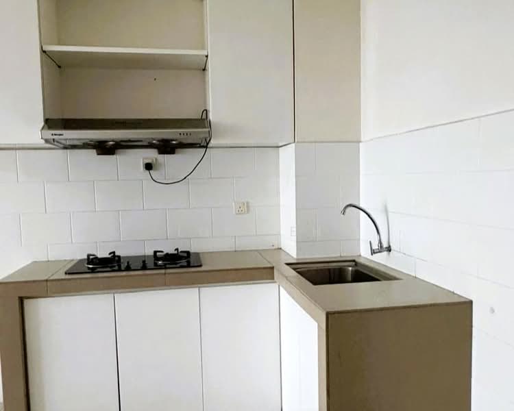 Kondominium untuk Disewa di The Wharf Residence - Lok Teh - Kitchen - PropertyGuru.com.my