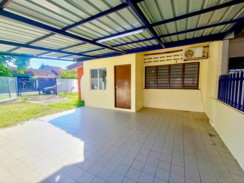 1-storey Terraced House for Sale in Ampang Jaya (Ampang) - Hanani Nordin - Exterior - PropertyGuru.com.my
