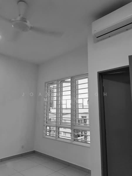 Condominium for Sale at Iris Residence - JOANNE NEOH MIN ER - Interior - PropertyGuru.com.my