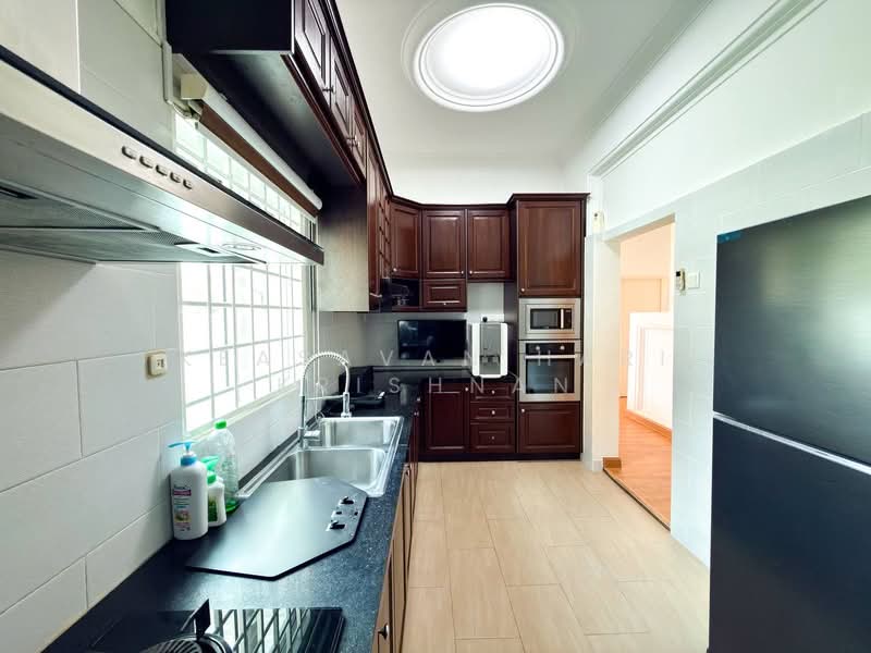 2-storey Terraced House for Sale in Bukit Bandaraya (Shah Alam) - Keasavan Hari Krishnan - Kitchen - PropertyGuru.com.my