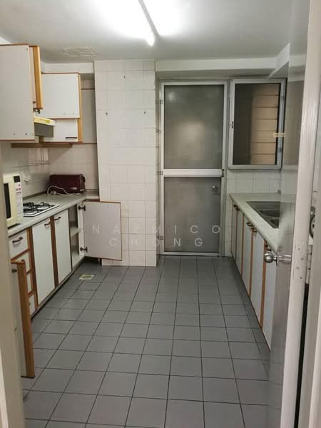 Kondominium untuk Dijual di OBD Garden Tower - Nazmico Chong - Kitchen - PropertyGuru.com.my
