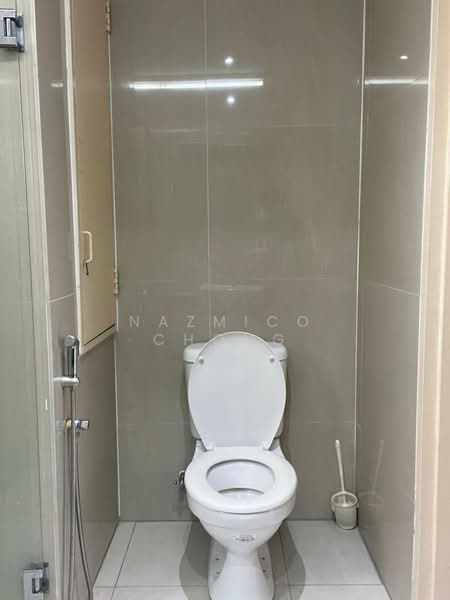 Kondominium untuk Dijual di OBD Garden Tower - Nazmico Chong - Bathroom - PropertyGuru.com.my