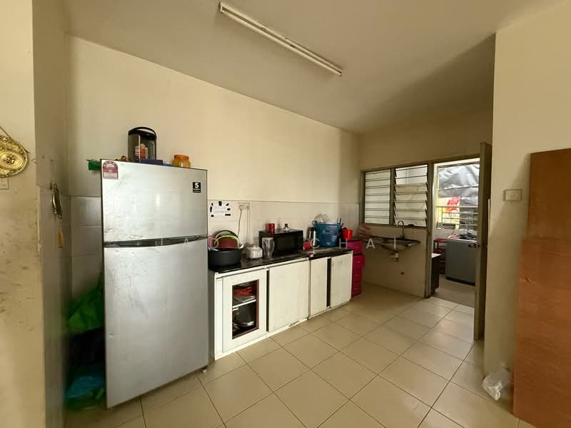 Kondominium untuk Dijual di Platinum Lake PV 12 - Jaden Chai - Kitchen - PropertyGuru.com.my