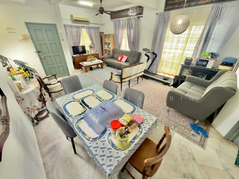 2-storey Terraced House for Sale in Bandar Puncak Alam (Puncak Alam) - Mohd Hazlan bin Mohd Sopi - PropertyGuru.com.my