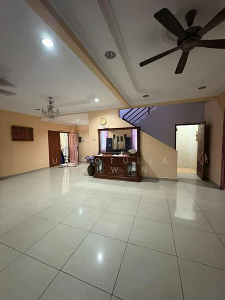 Rumah Teres 2 Tingkat untuk Disewa di Bandar Baru Bangi (Selangor) - Gudrotullah Ikhwan - Living Room - PropertyGuru.com.my