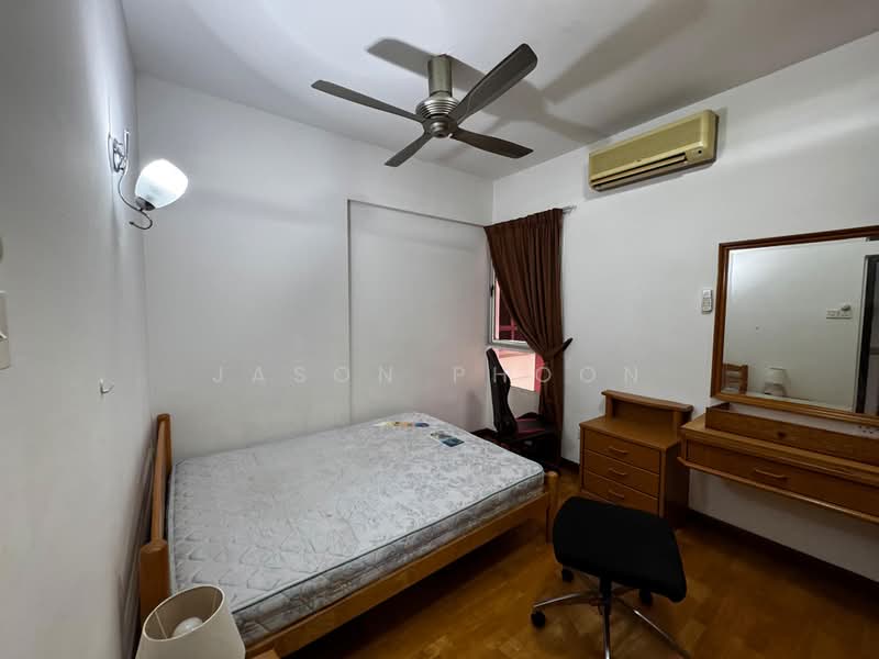 Kondominium untuk Dijual di Gurney Park Condominium - Jason Phoon - Bedroom - PropertyGuru.com.my