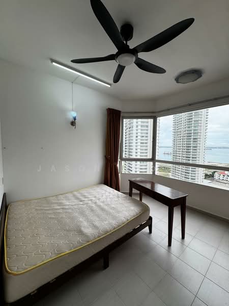 Kondominium untuk Dijual di Gurney Park Condominium - Jason Phoon - Bedroom - PropertyGuru.com.my
